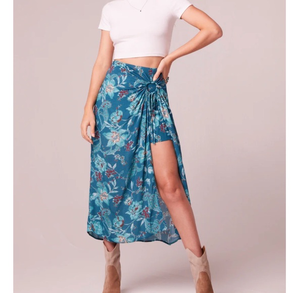 Free People Dresses & Skirts - Band of the Free Celene Teal Floral Layered Midi Skirt - Bohemian High Low 🌺